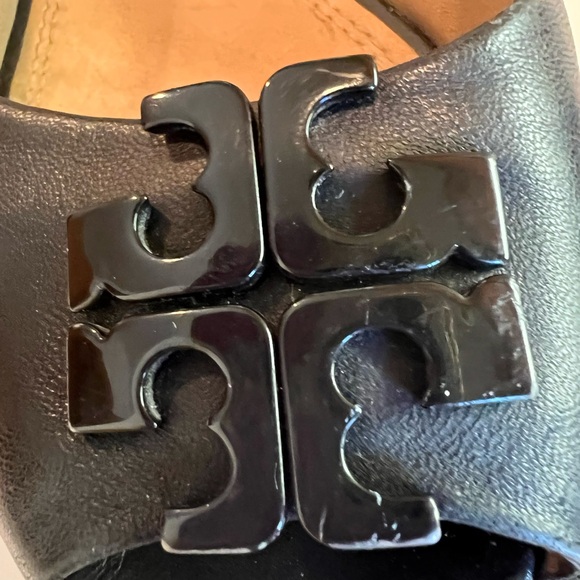 Tory Burch Lowell II Black Peep Toe Wedges Size 8M - Picture 6 of 10